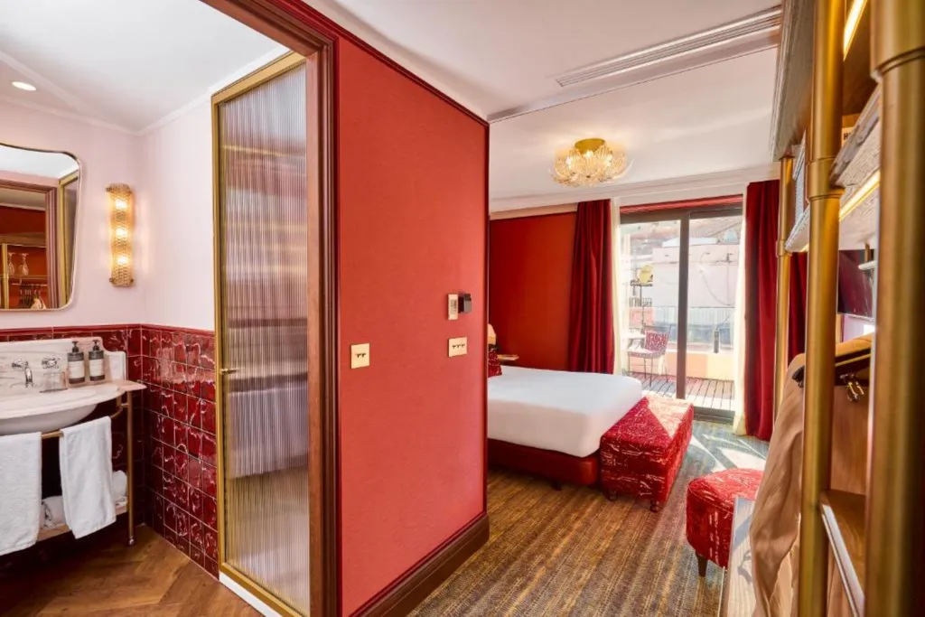 Double or Twin STANDARD Room, España Ocean Drive Newly Renovated, Barcelona