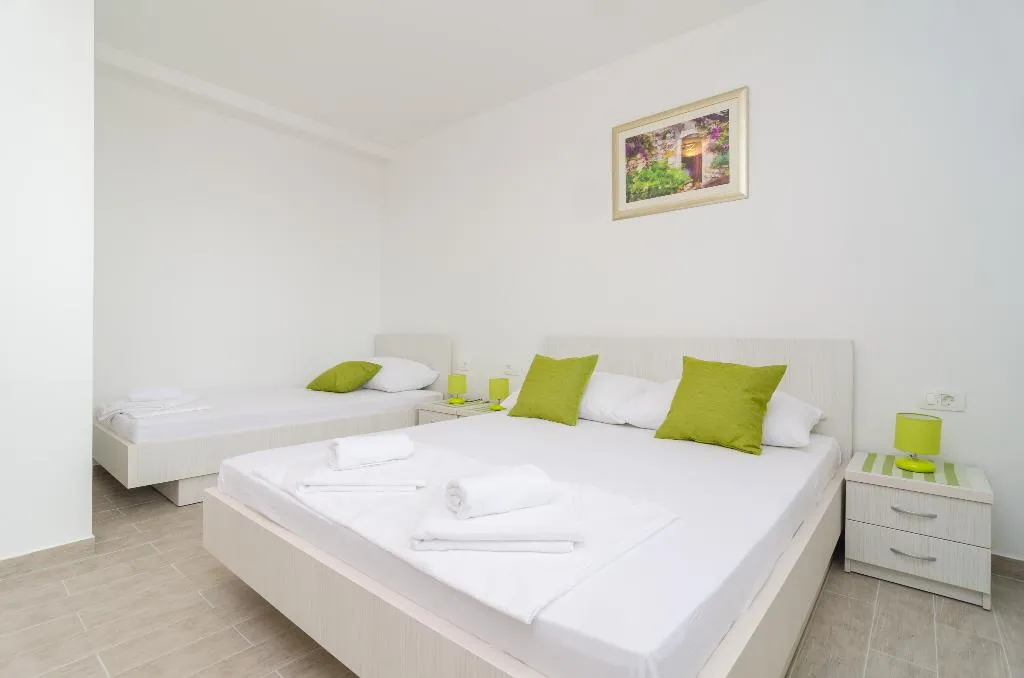 APARTMENT SUPERIOR ONE BEDROOM Room, Apartments Villa Dadic, Dubrovnik