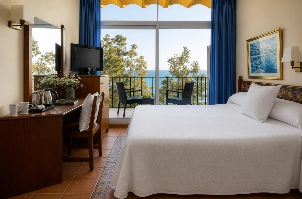 Double or Twin SEA VIEW Room, Hotel Roses Platja, Costa Brava