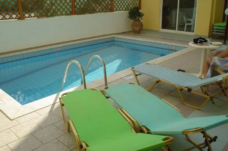 Pool, Olympic Star, Crete