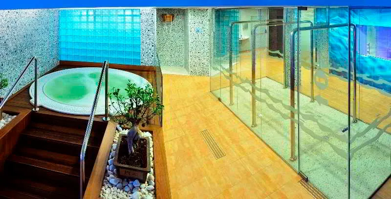Sports and Entertainment, GHT Oasis Tossa & Spa, Costa Brava