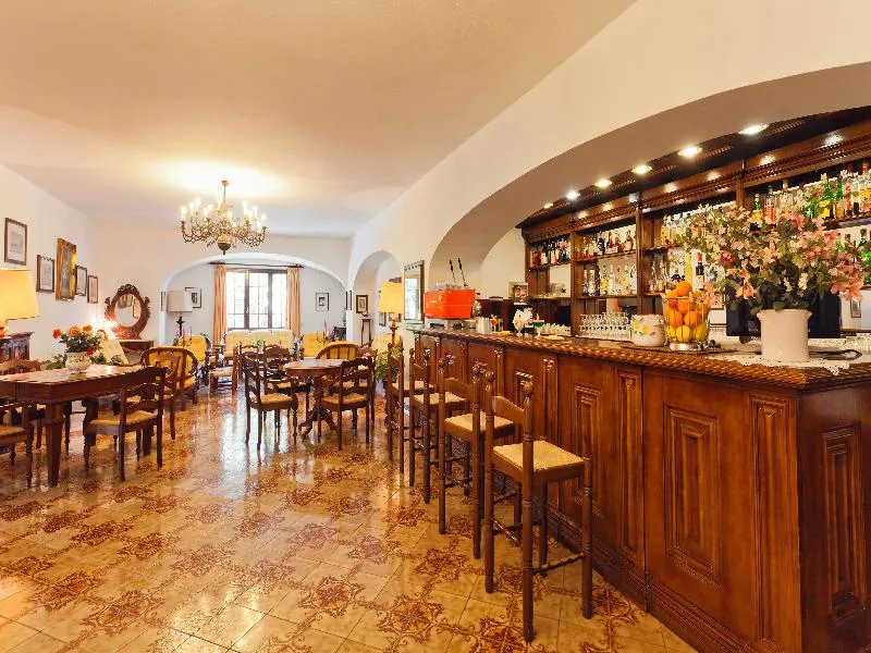 Bar, Terme San Valentino, Naples