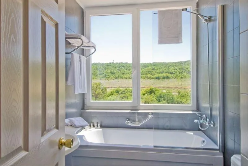 STUDIO STANDARD Room, South Pearl Hotel, Bourgas