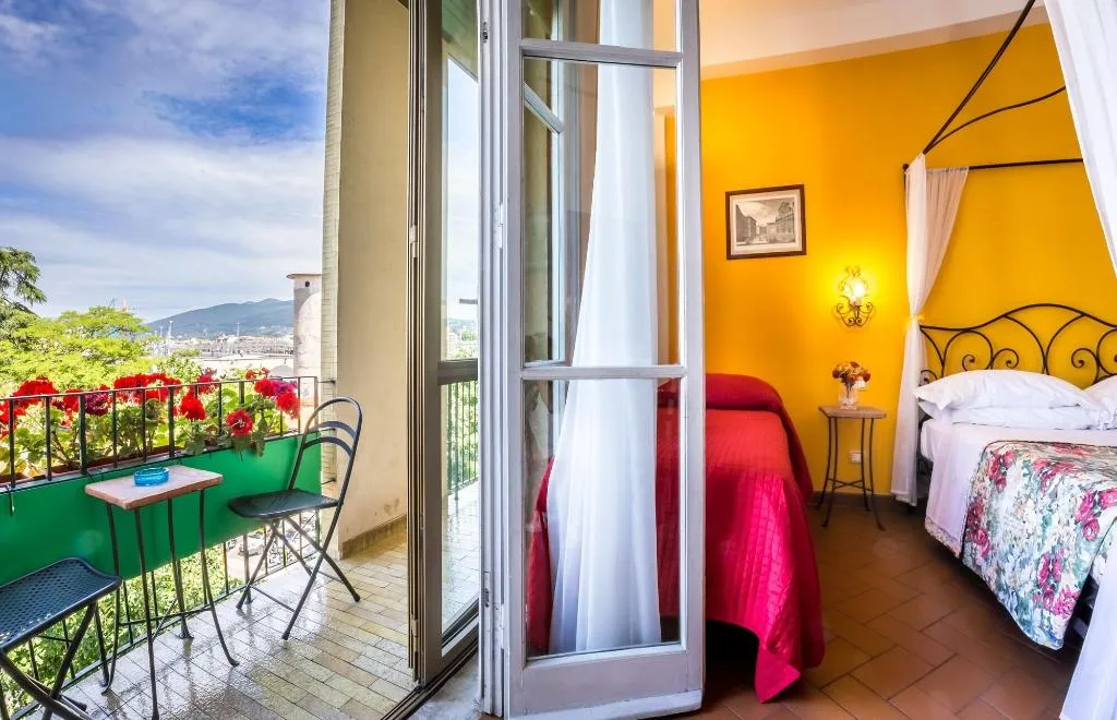 Room, B&B Antiche Armonie, Florence