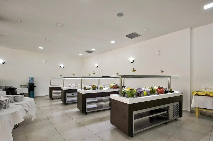 Evia Riviera Resort, Athens