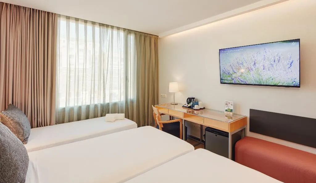 TRIPLE STANDARD Room, Sercotel Caspe, Barcelona