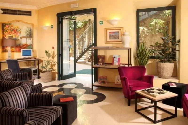 Lobby, Alessandrino, Rome
