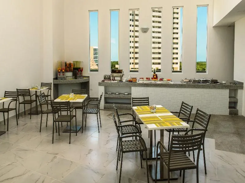 Restaurant, Krystal Urban Cancún & Beach Club, Cancun Area