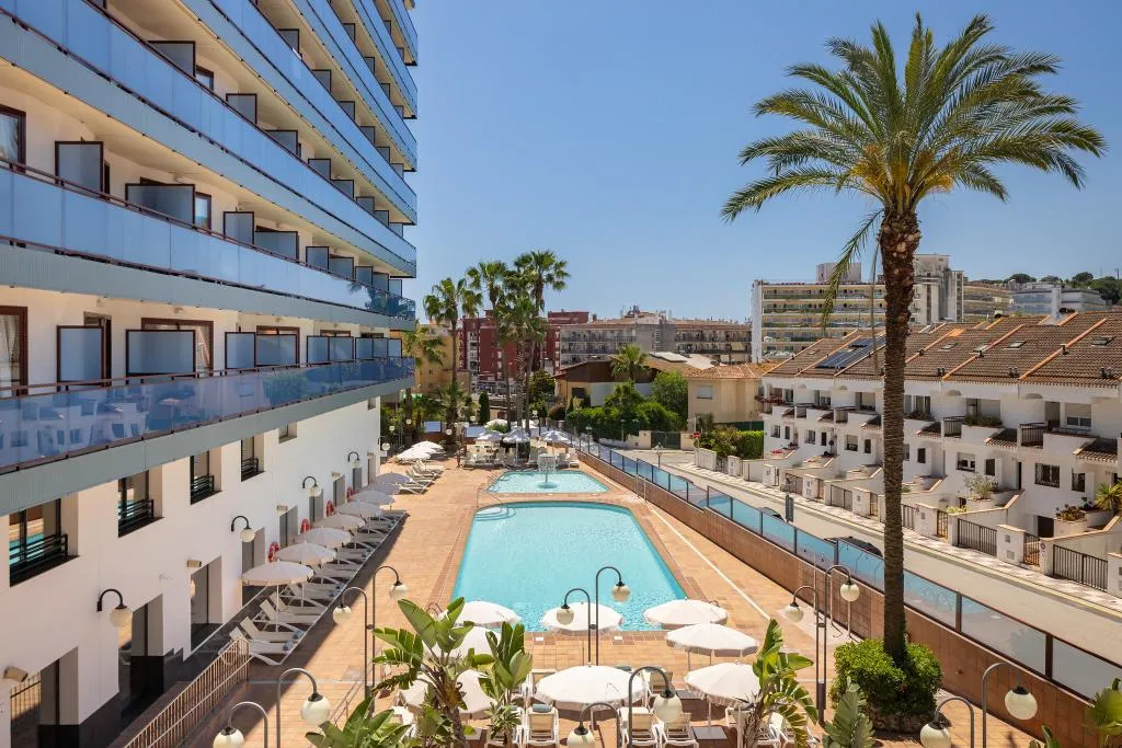 Pool, htop Jadhe, Costa Brava
