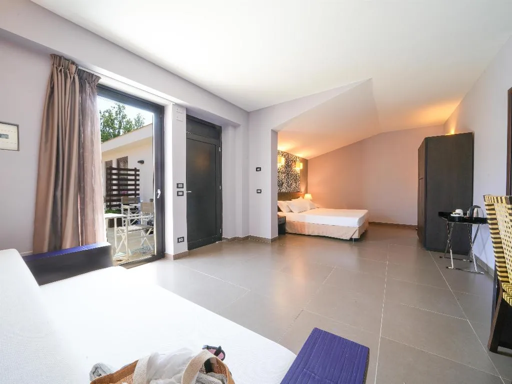 JUNIOR SUITE NON SMOKING Room, Le Dune Resort Bw Signature Collection, Catania