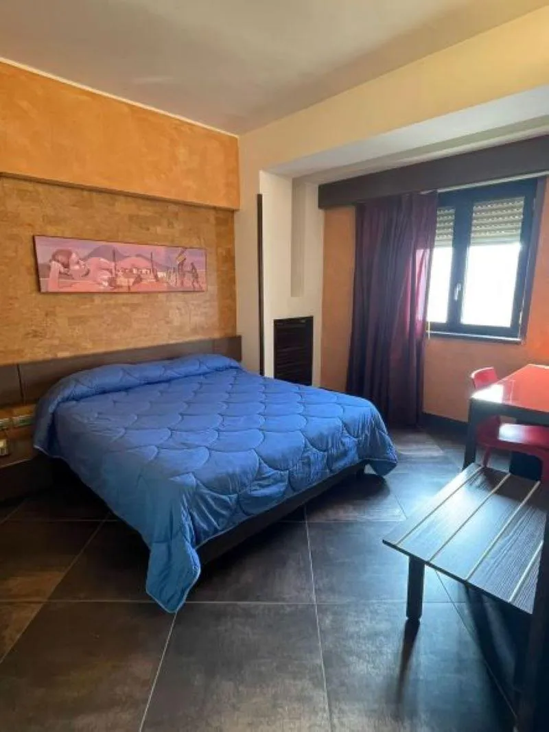 DOUBLE ECONOMY Room, Abalon Pompei Resort, Naples