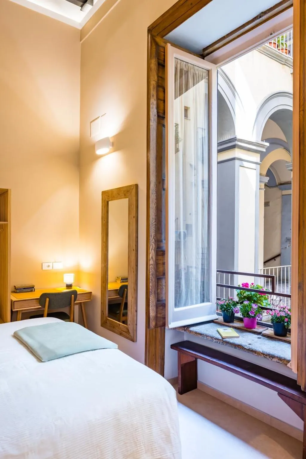QUADRUPLE STANDARD Room, Borgo Vergini Garden, Naples