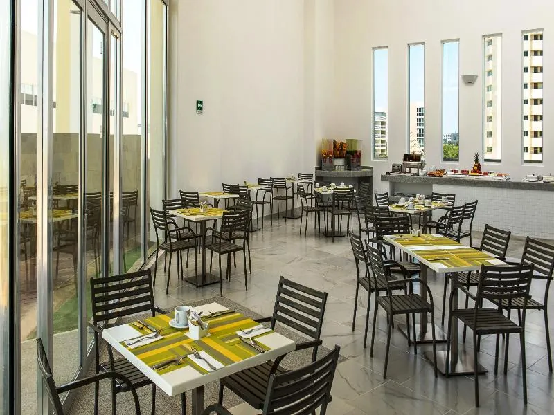 Restaurant, Krystal Urban Cancún & Beach Club, Cancun Area