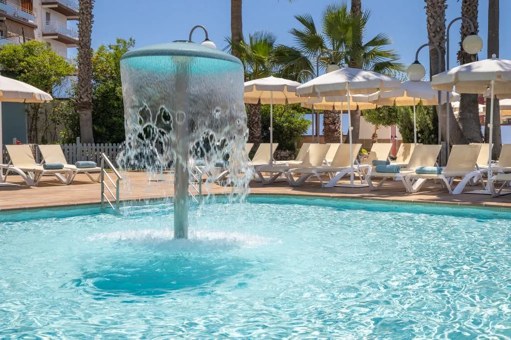 Pool, htop Jadhe, Costa Brava