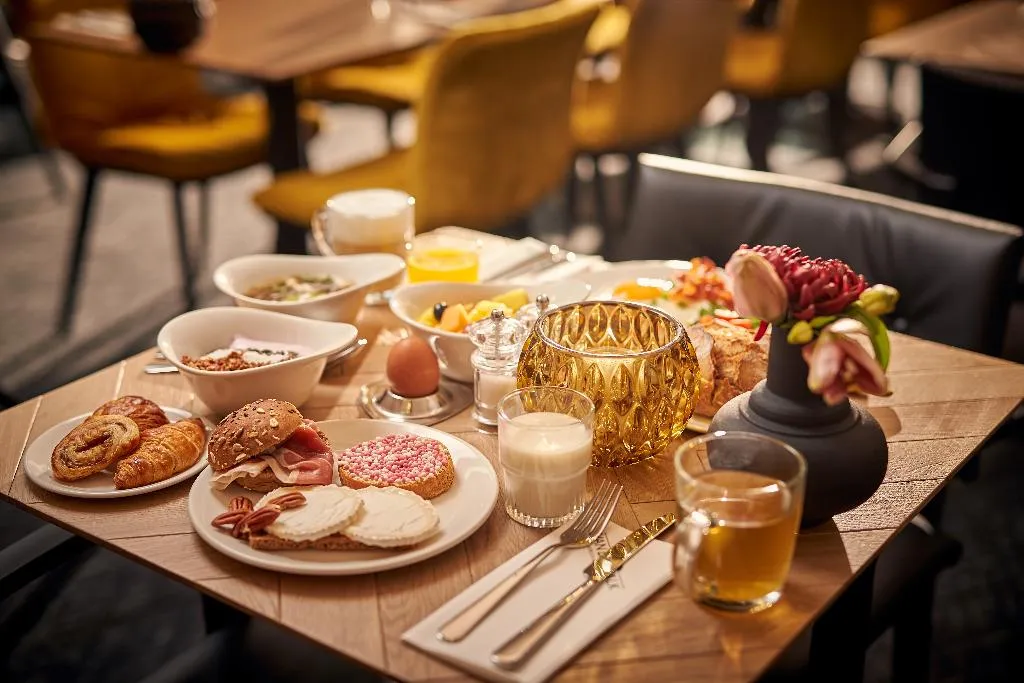 Restaurant, Van der Valk Hotel Amsterdam - Amstel, Amsterdam