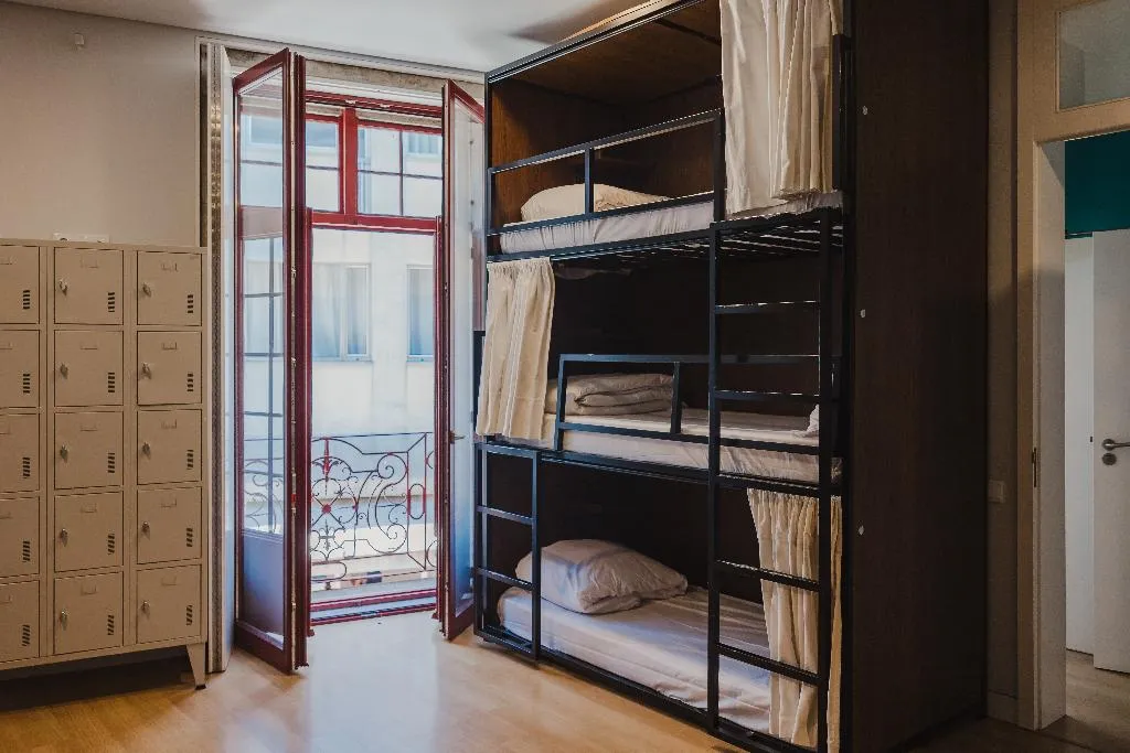Bed in dormitory ONE BED Room, Selina Porto, Porto