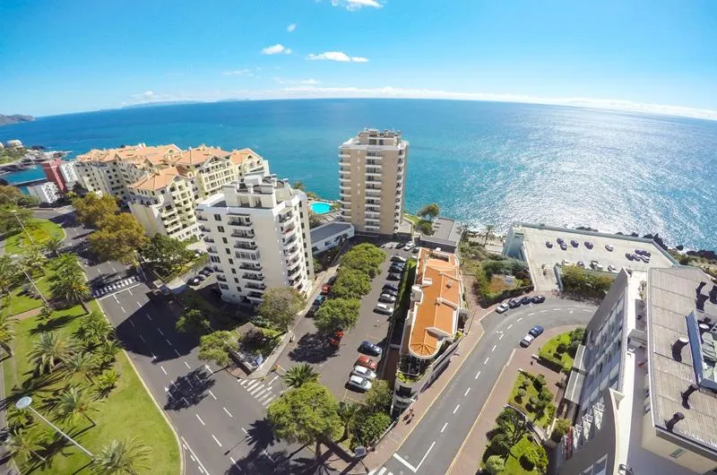 General view, Duas Torres, Madeira