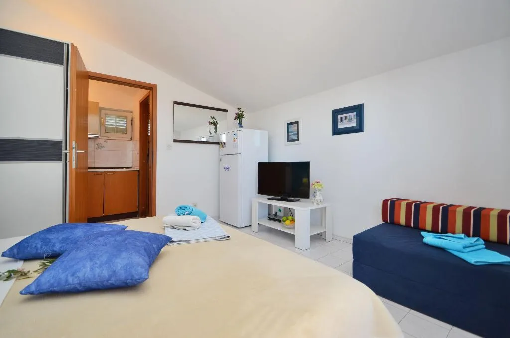 APARTMENT SEA VIEW WITH BALCONY Room, LaidBack Apartments, Dubrovnik