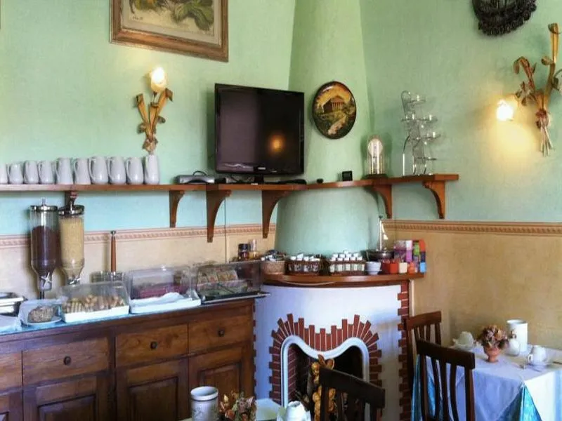 Restaurant, Desiree, Florence