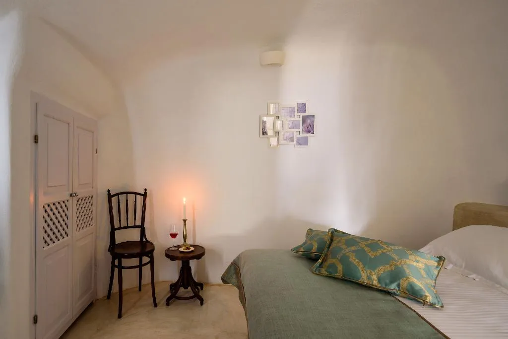 SUITE HONEYMOON Room, Fanari Villas, Santorini