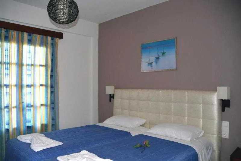 Room, The Wave, Corfu