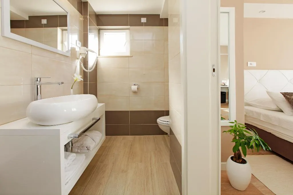 DOUBLE DELUXE WITH BALCONY Room, Hotel Villa Telenta, Dubrovnik