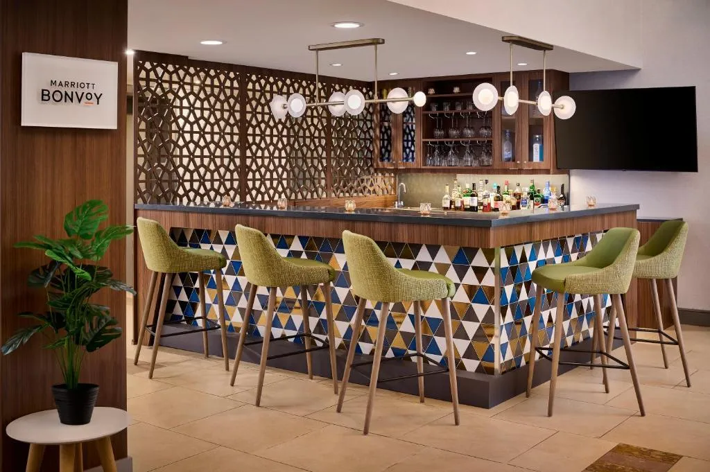 Bar, TownePlace Suites Mississauga-Airport Corporate C, Toronto, Ontario