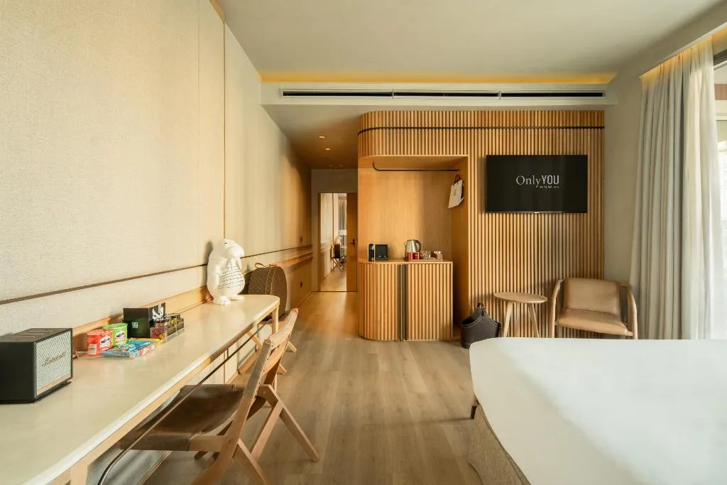 DOUBLE SINGLE USE WITH TERRACE Room, Only YOU Hotel Málaga, Costa Del Sol