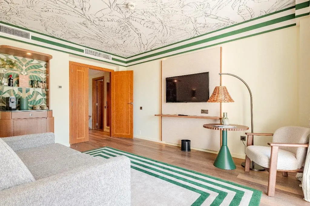 SUITE KING SIZE BED Room, Kimpton Quinta Da Marinha Cascais by IHG, Lisbon