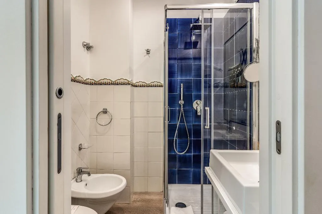 SINGLE STANDARD Room, Sorrento City, Naples