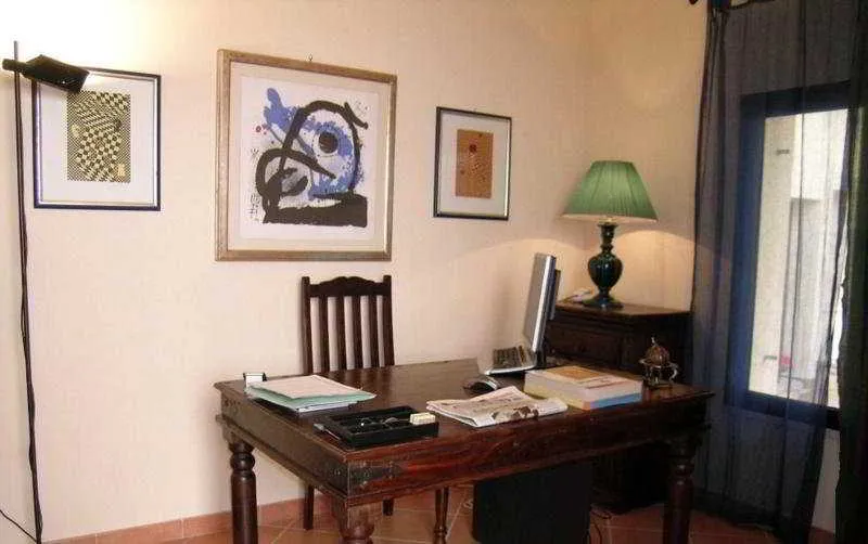 General view, Art Lincoln, Palermo