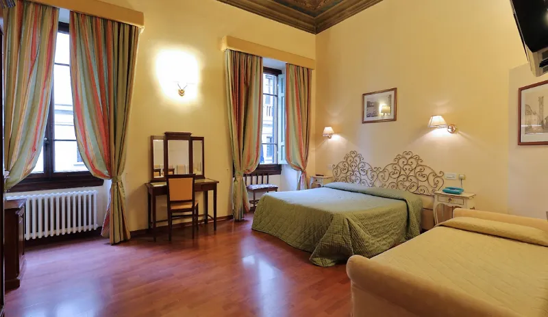 QUADRUPLE STANDARD Room, Cimabue, Florence