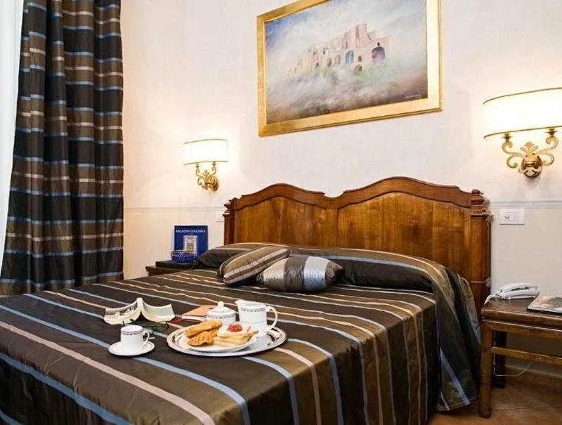 Room, La Papessa, Rome