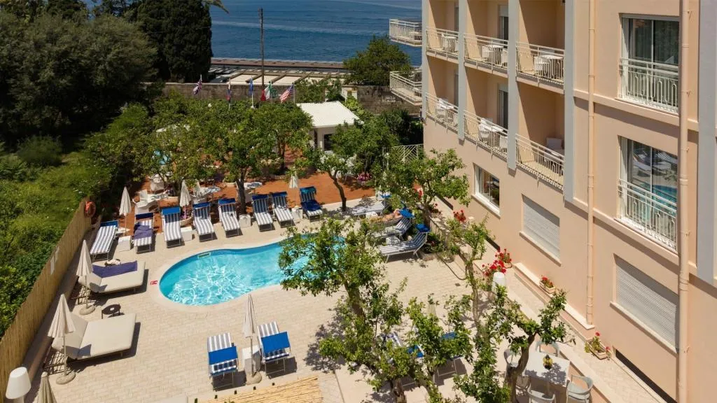 Pool, Hotel Regina Sorrento, Naples