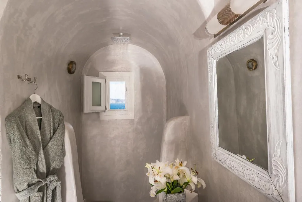 SUITE STANDARD Room, Alta Mare By Andronis, Santorini