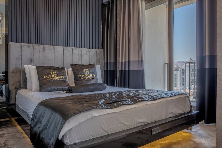 Marlen Hotel Bayraklı, Izmir