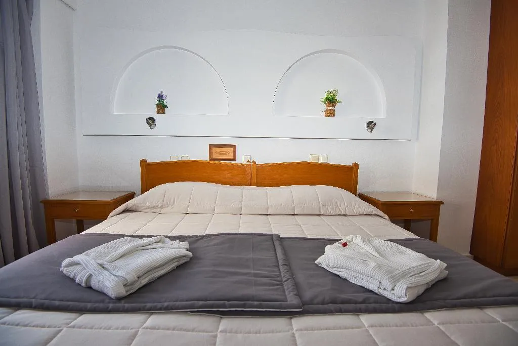 Double or Twin STANDARD Room, Irini's Rooms Fteoura, Santorini