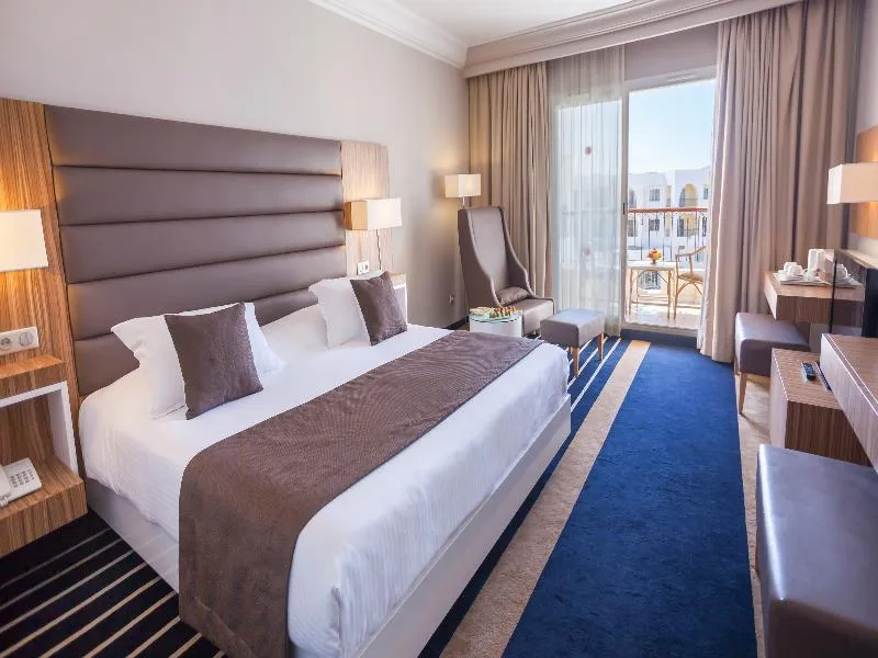 DOUBLE EXECUTIVE Room, El Mouradi Gammarth, Tunisia