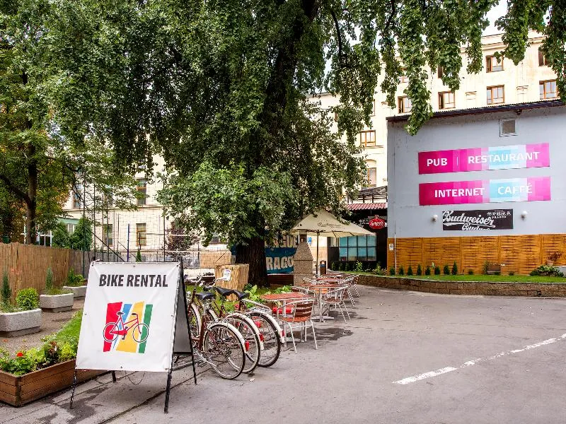 Sports and Entertainment, Plus Prague, Prague