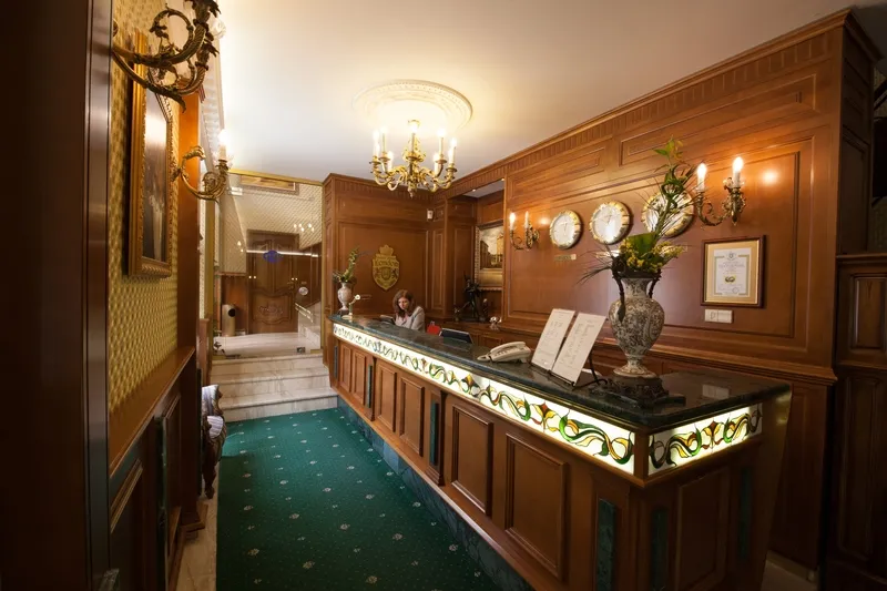 Lobby, Grand hotel London, Varna
