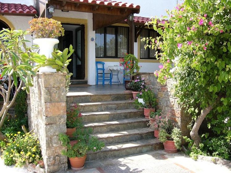 Marina Village, Crete