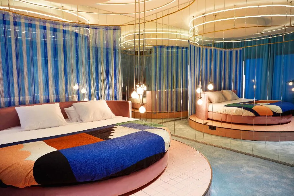 SUITE SUPERIOR Room, The Social Hub Madrid 4*, Madrid