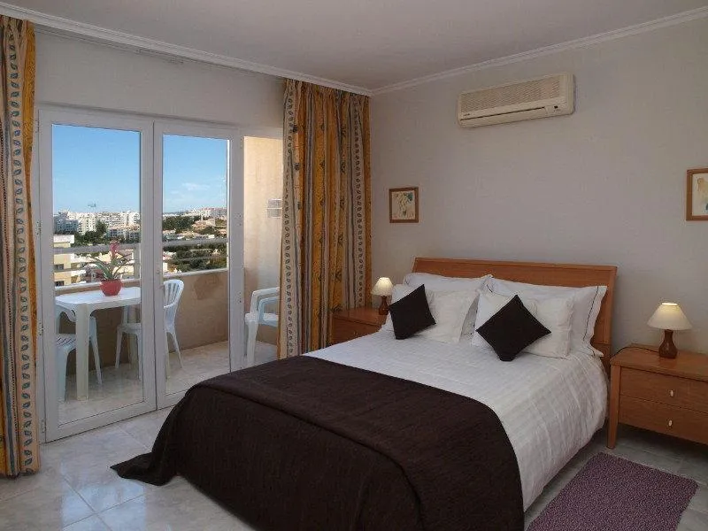 Room, Jardins da Rocha, Algarve
