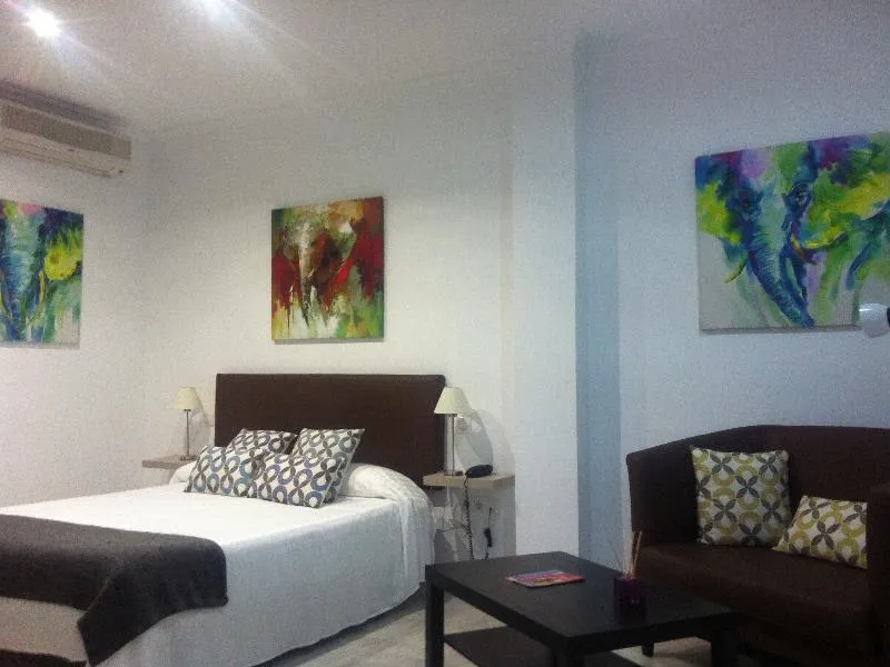 JUNIOR SUITE STANDARD Room, Cool Sevilla Hotel, Seville