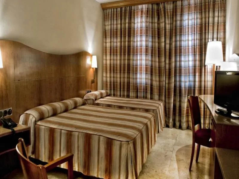 TRIPLE STANDARD Room, Aristol, Barcelona