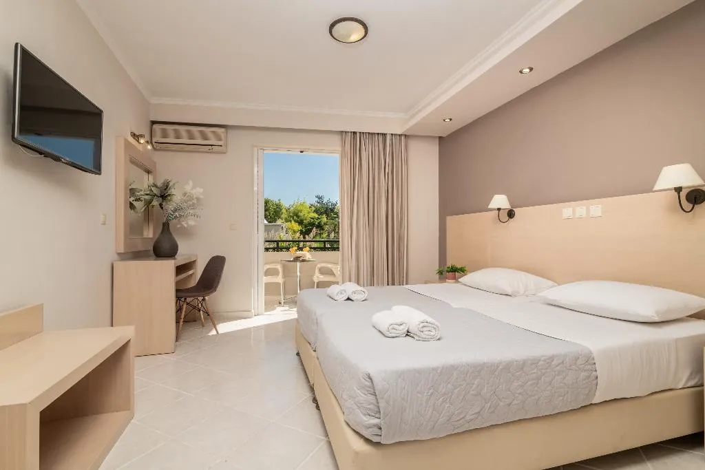 FAMILY ROOM ONE BEDROOM Room, Karras Hotel, Zante