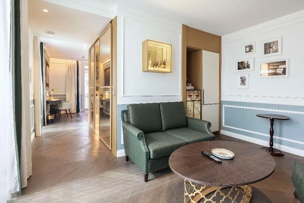 Room, The Emerald House Lisbon, Curio Collection by Hilt, Lisbon