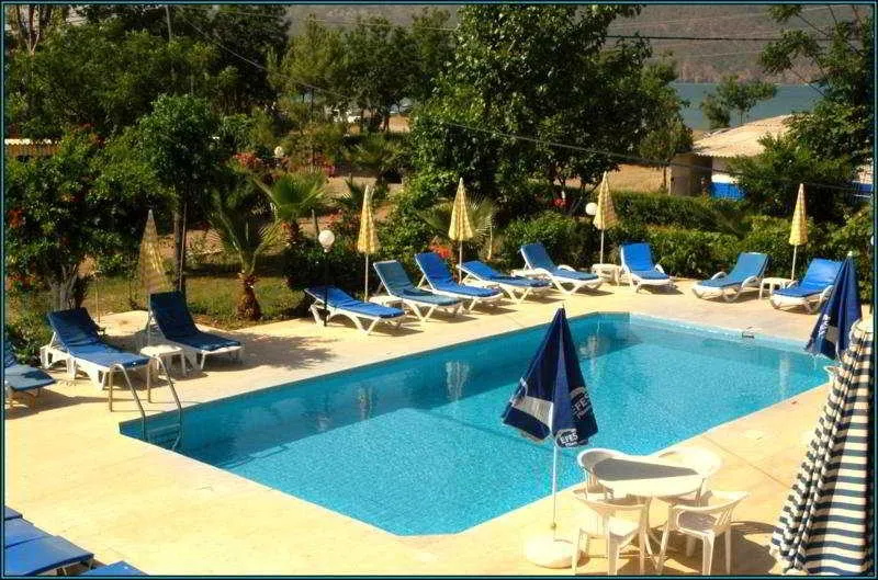 Pool, Emir, Antalya