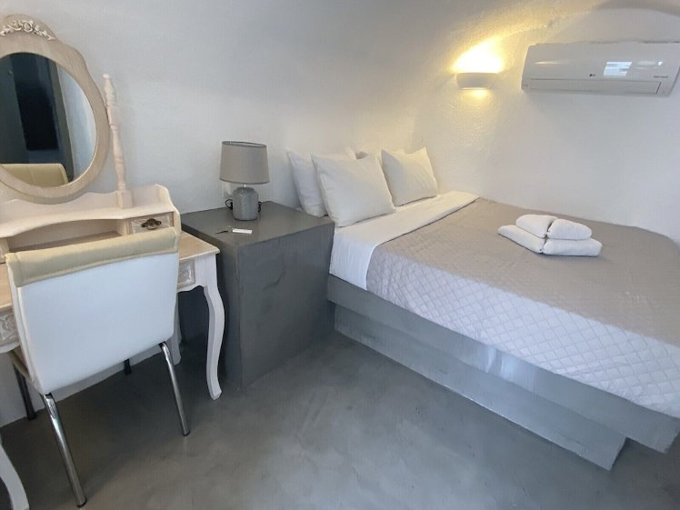 Aqua Serenity Santorini Luxury Suites, Santorini
