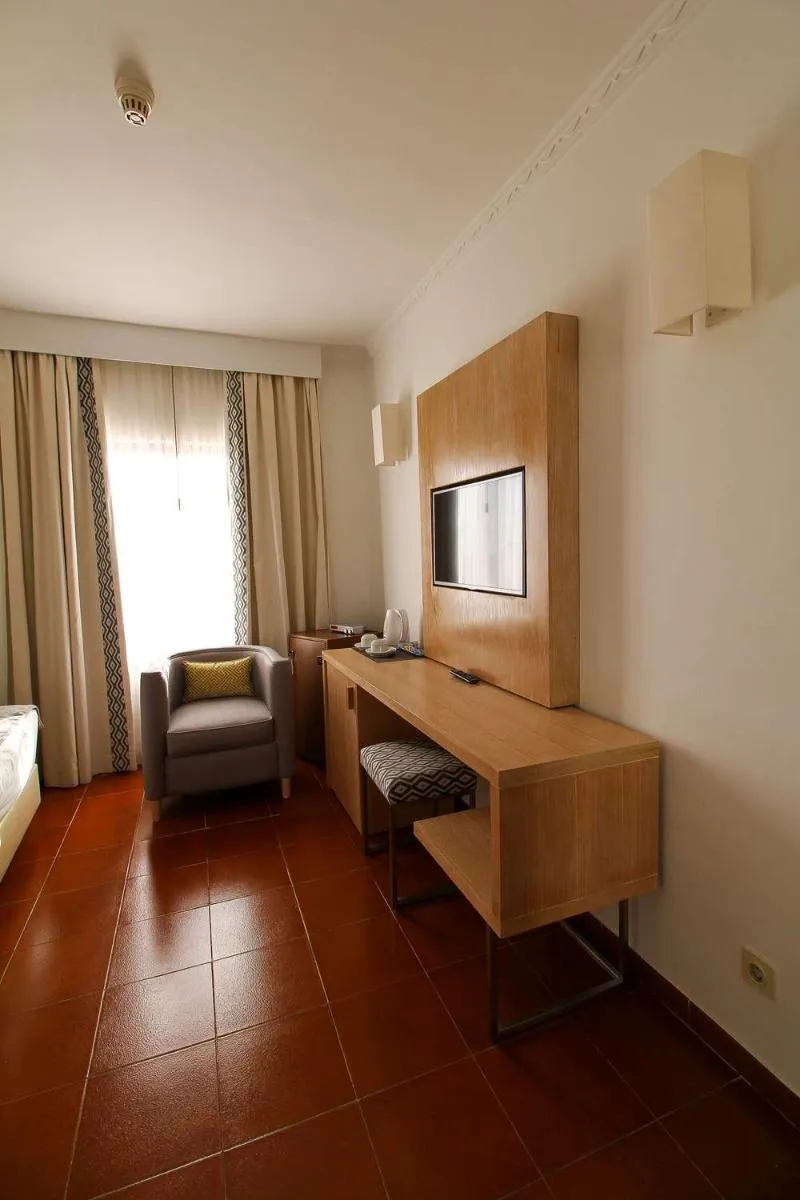 Room, Best Western Hotel Dom Bernardo, Algarve